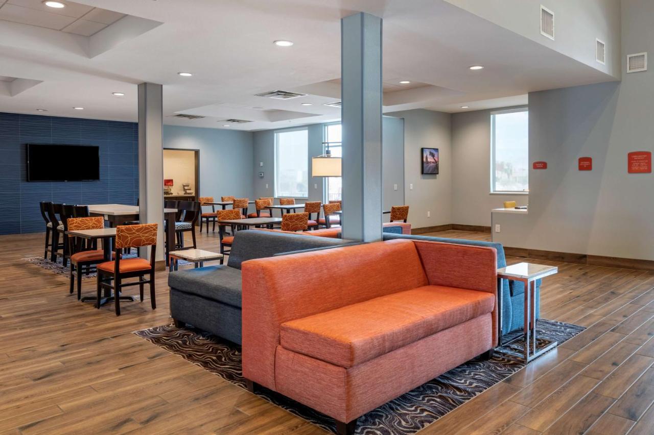 Best Western Plus Coachella Valley Inn & Suites Cathedral City Bagian luar foto