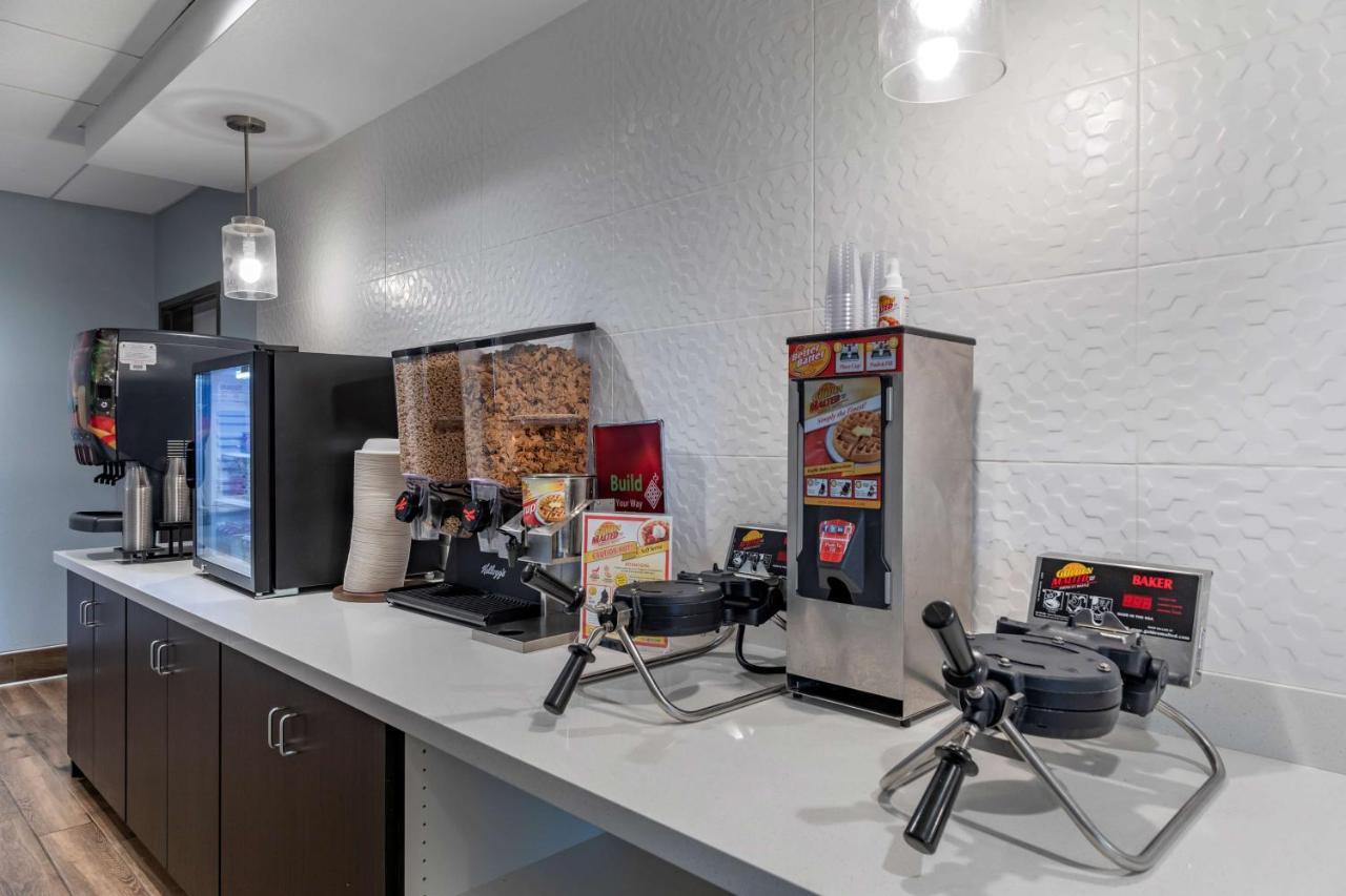 Best Western Plus Coachella Valley Inn & Suites Cathedral City Bagian luar foto