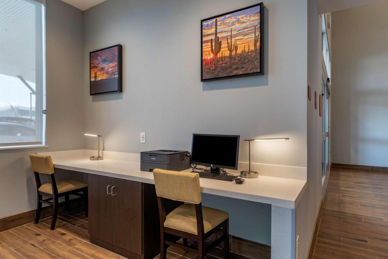 Best Western Plus Coachella Valley Inn & Suites Cathedral City Bagian luar foto