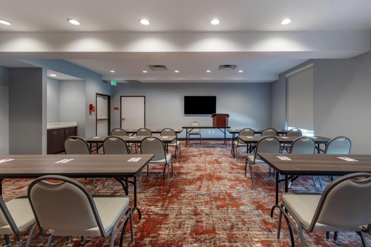 Best Western Plus Coachella Valley Inn & Suites Cathedral City Bagian luar foto