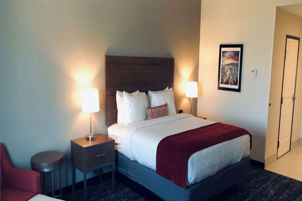 Best Western Plus Coachella Valley Inn & Suites Cathedral City Bagian luar foto